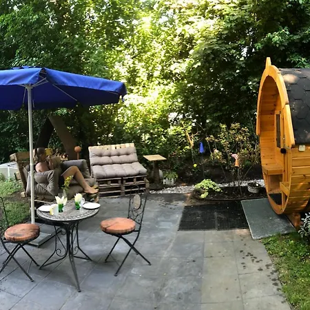 Holz-wohnfass In Muenchen-nymphenburg Apartmán *