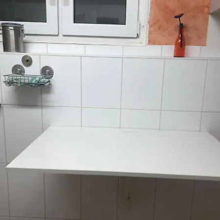 Apartment Holz-wohnfass In Muenchen-nymphenburg