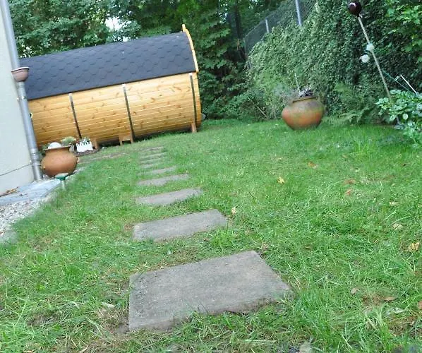 Holz-wohnfass In Muenchen-nymphenburg Appartement *