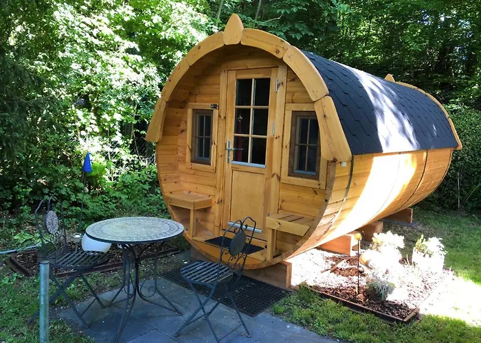 Holz-wohnfass In Muenchen-nymphenburg Appartement *